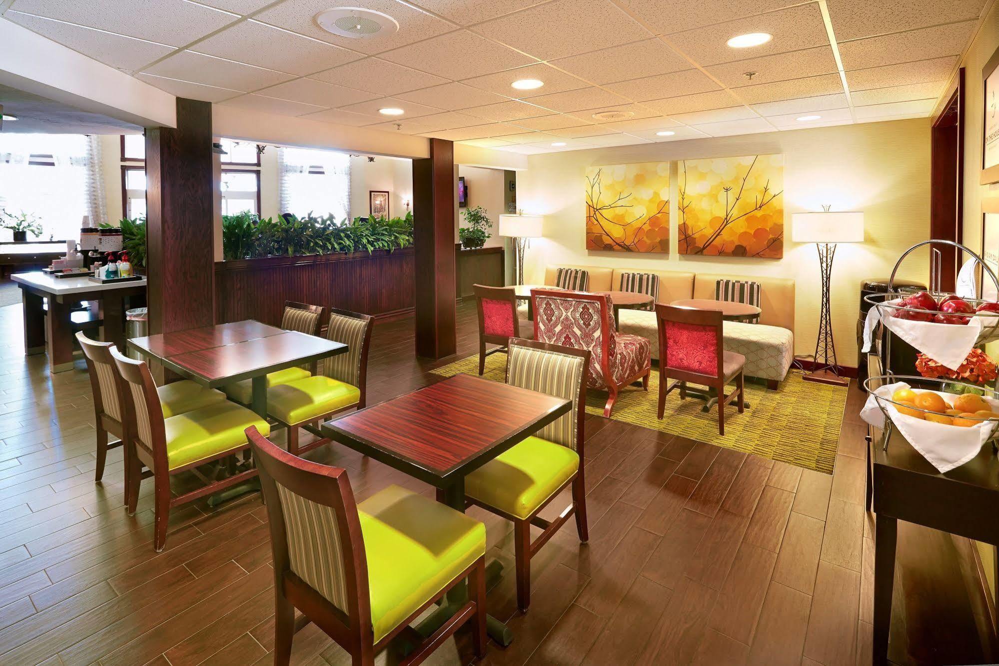 Hampton Inn Salt Lake City Central Extérieur photo